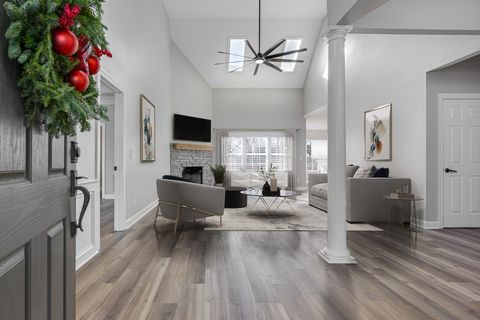 201 Woodcrest Ct Franklin TN 37067