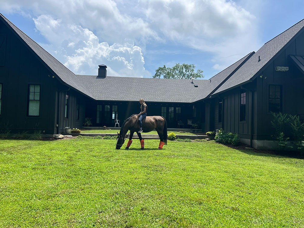 934 Hickory Hills Dr