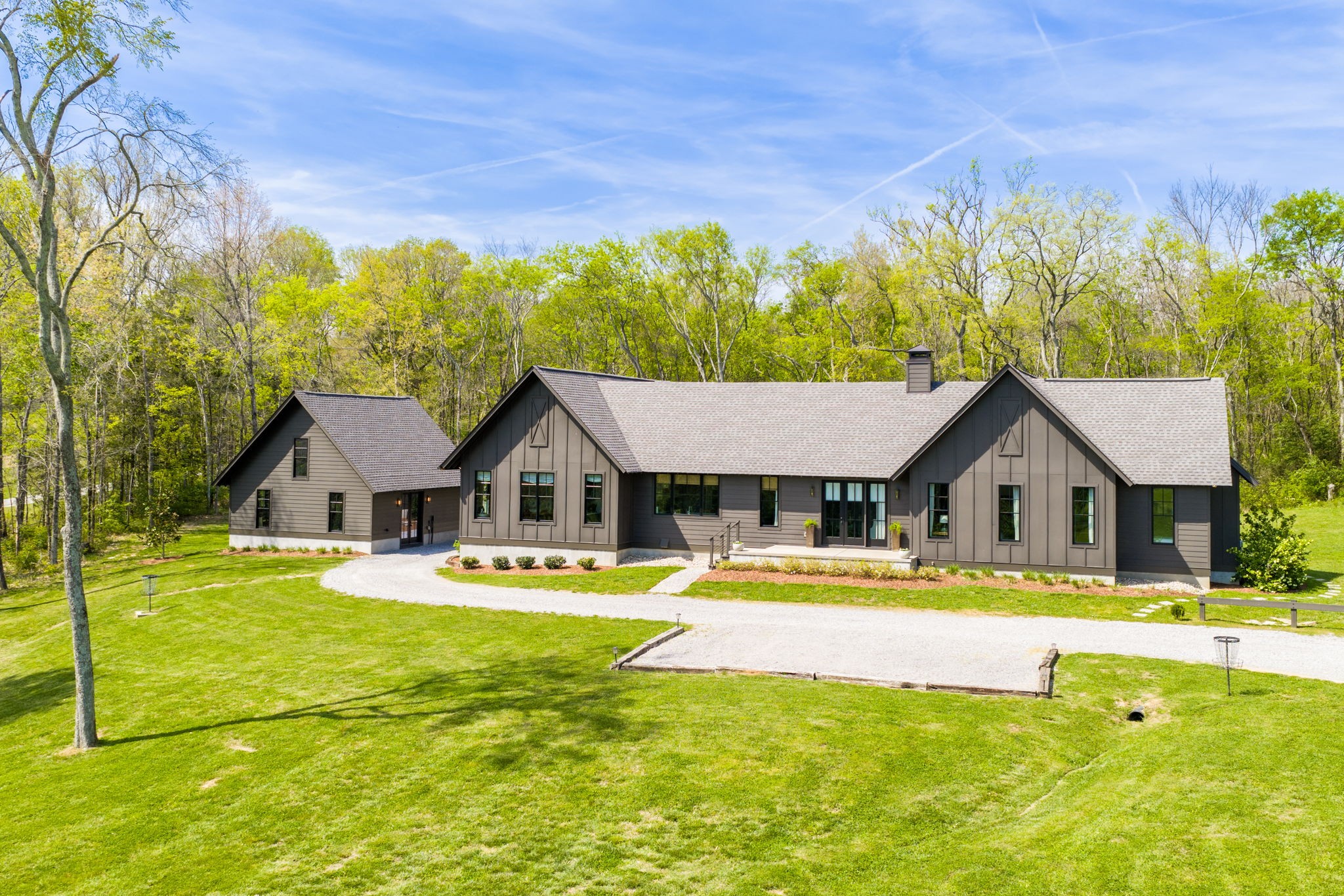 934 Hickory Hills Dr