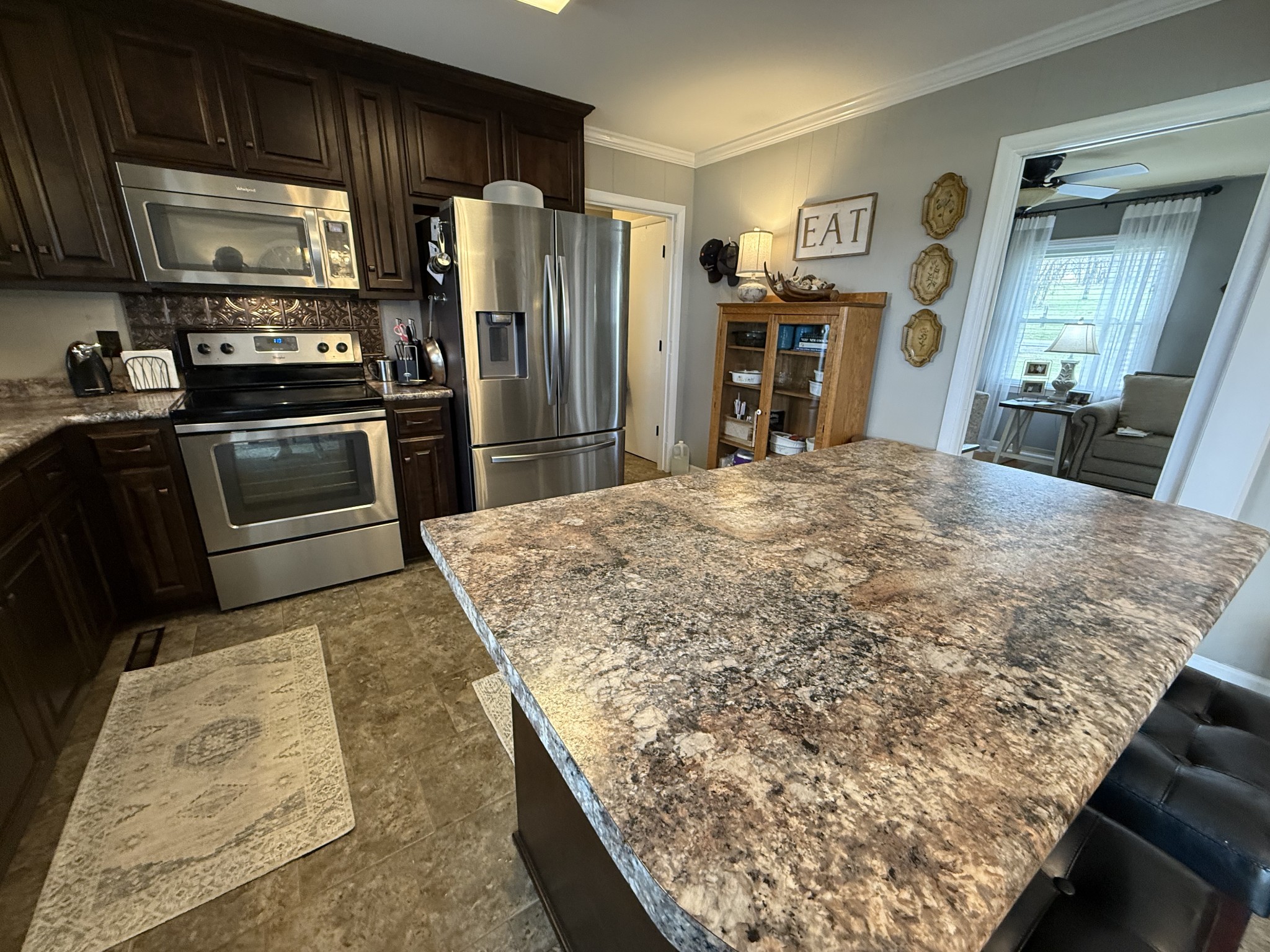 182 Charlie Russell Rd