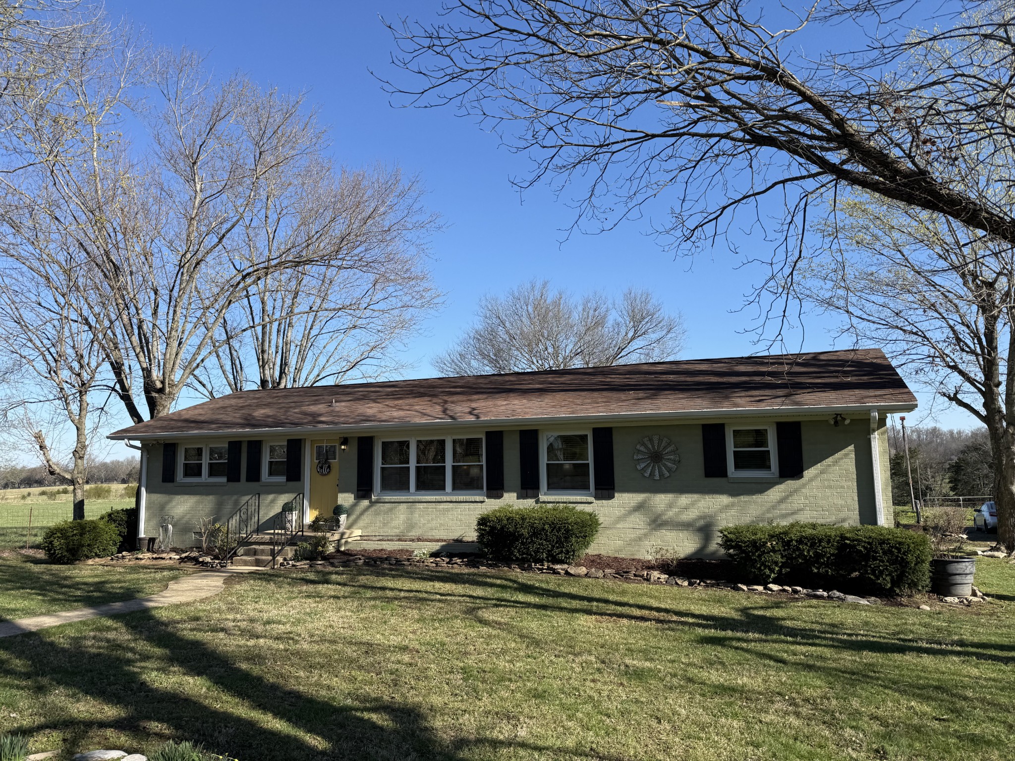 182 Charlie Russell Rd