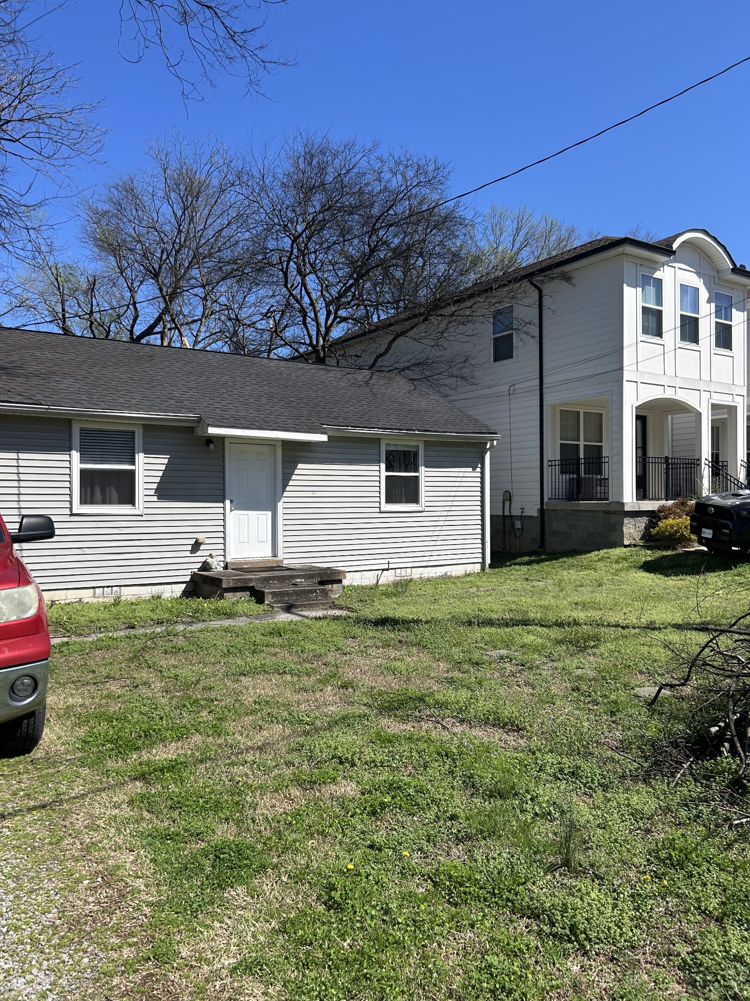 5818 Couch Dr