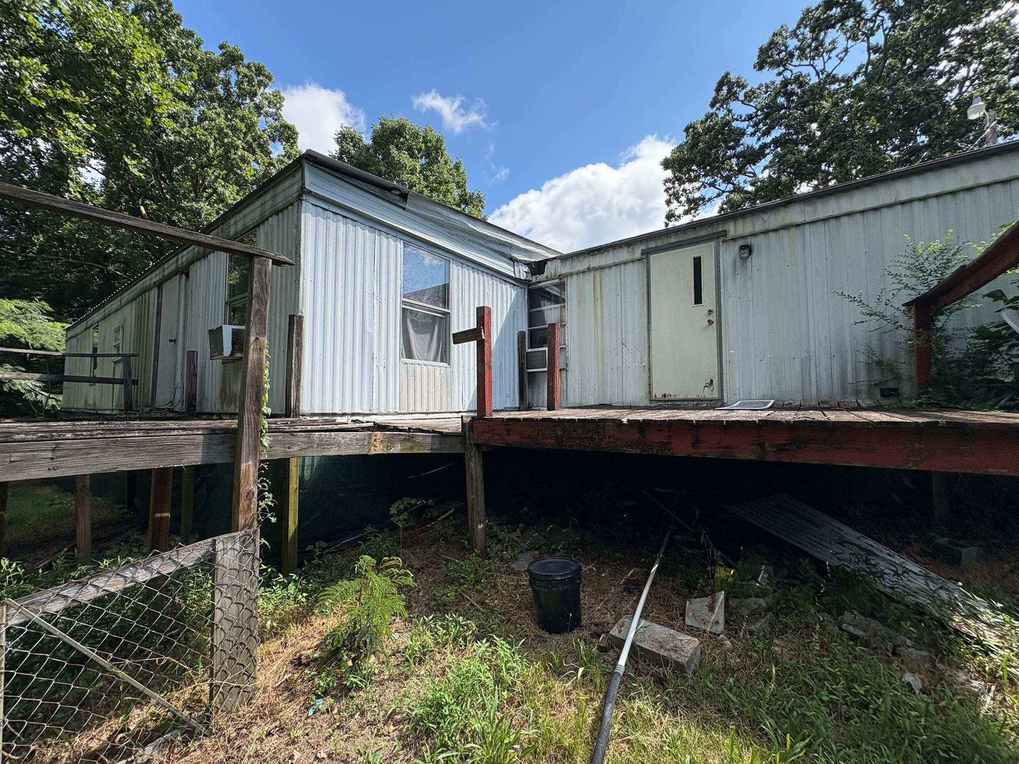 4900 Chapel Hill Rd