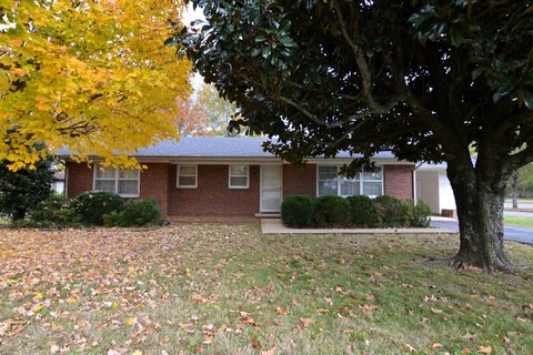 661 Fairlane Dr Pulaski TN 38478