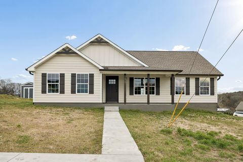 108 Crows Hill Dr Gordonsville TN 38563