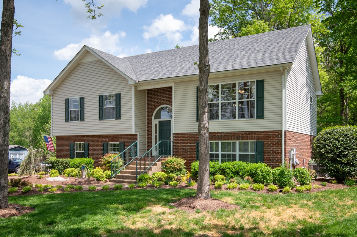 113 Oak Park Ct