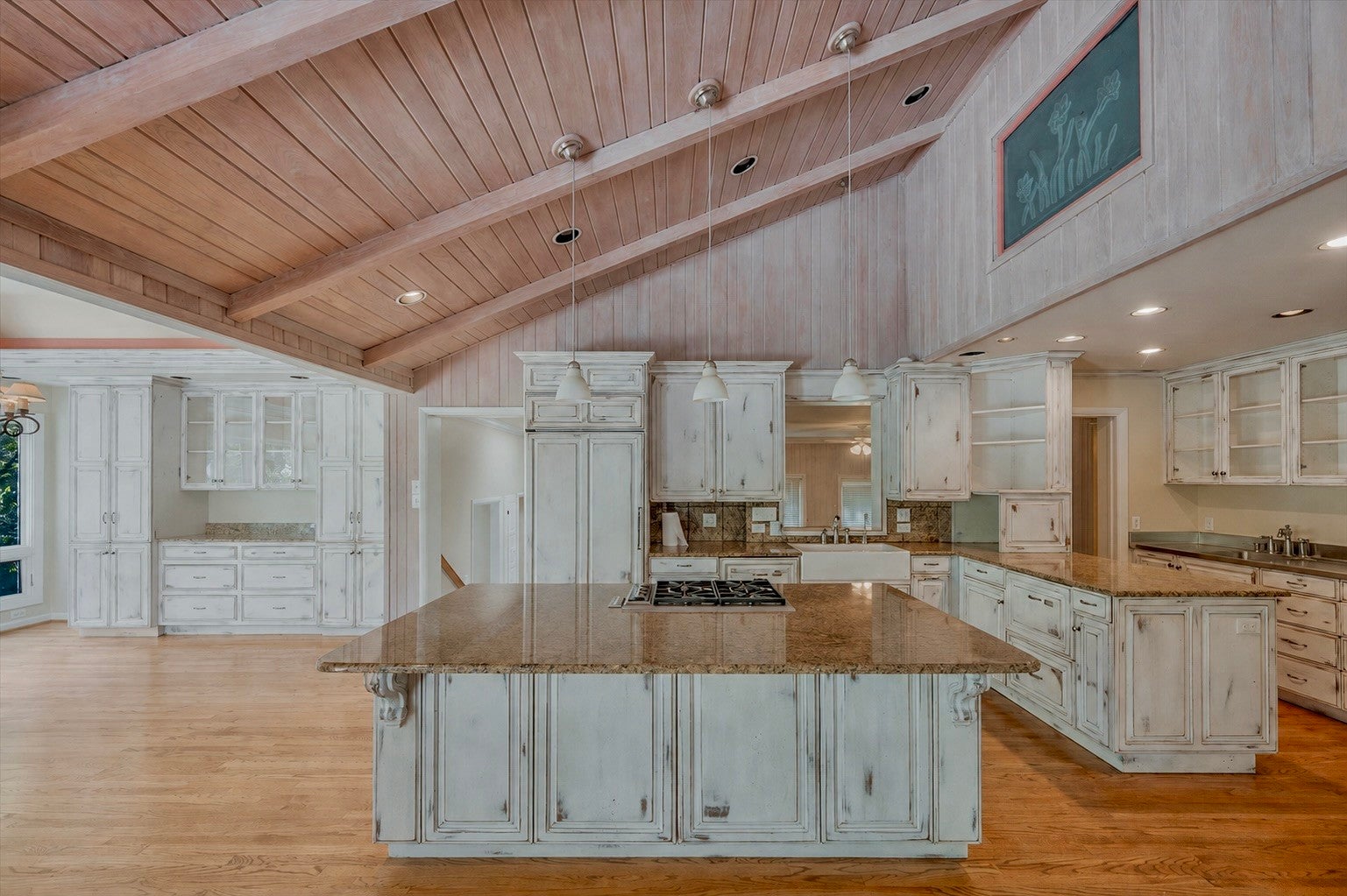 1024 Foxwood Rd