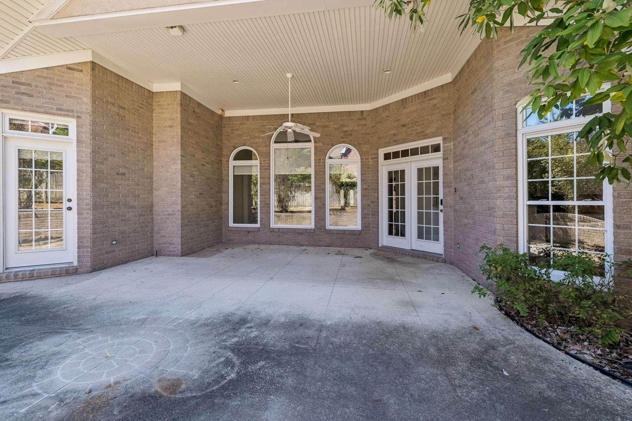 108 Doral Ln