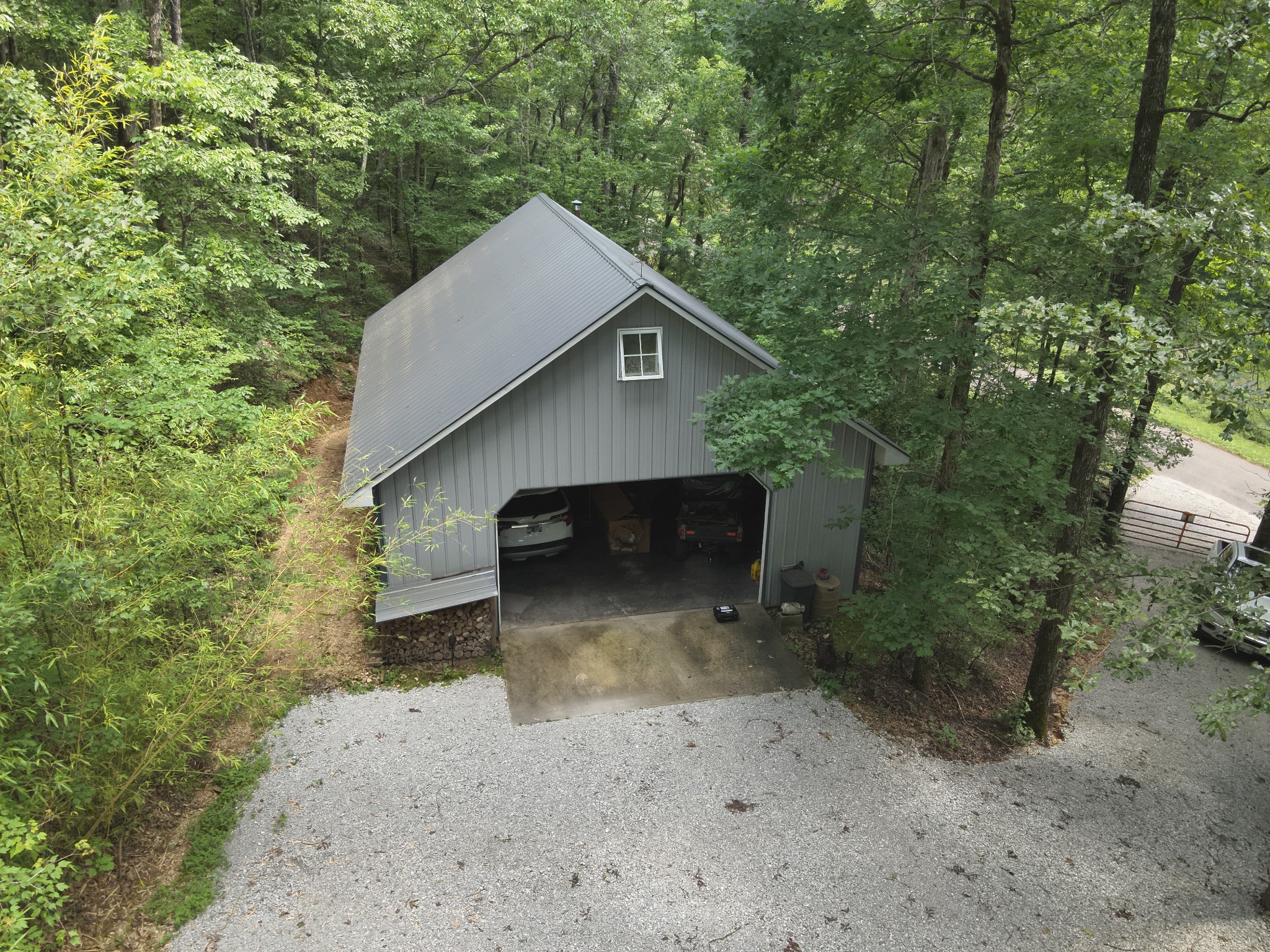 2664 Pineview Rd