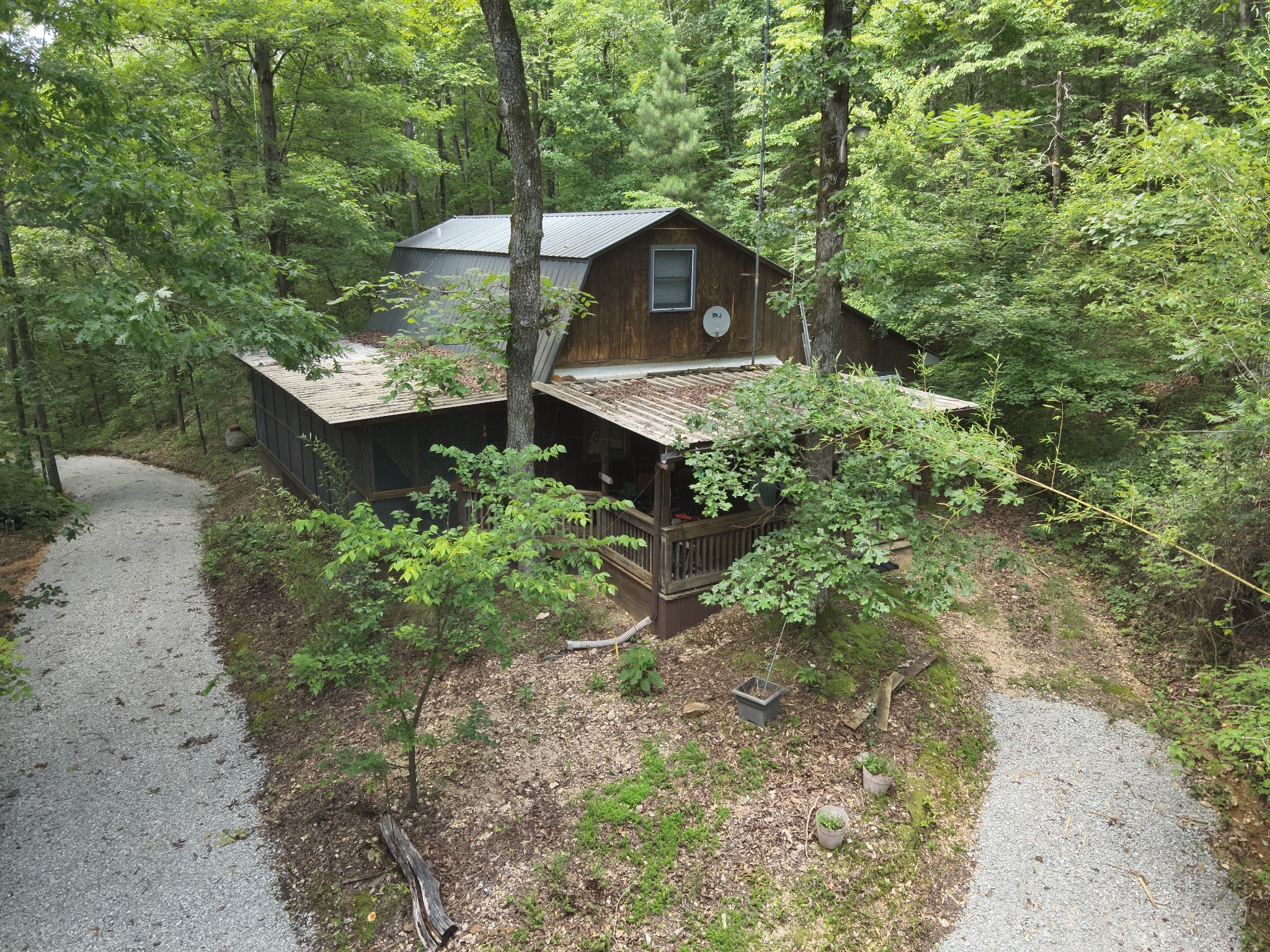 2664 Pineview Rd