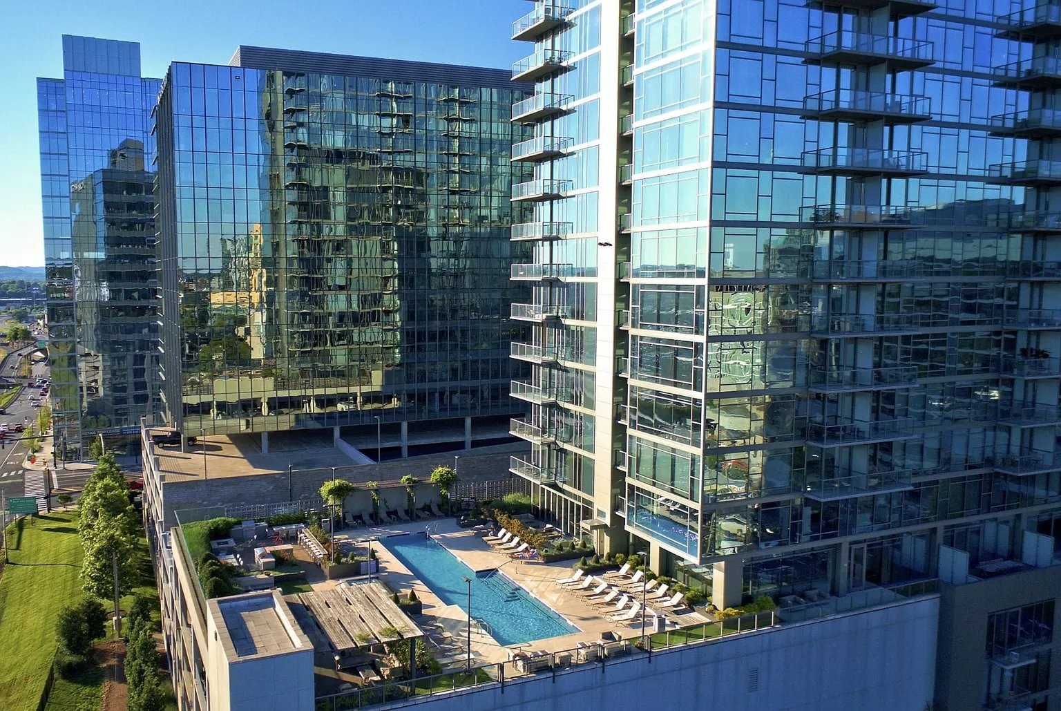 Nashville, Tennessee 37203, United States, 2 Bedrooms Bedrooms, ,2 BathroomsBathrooms,Residential,Active,81562