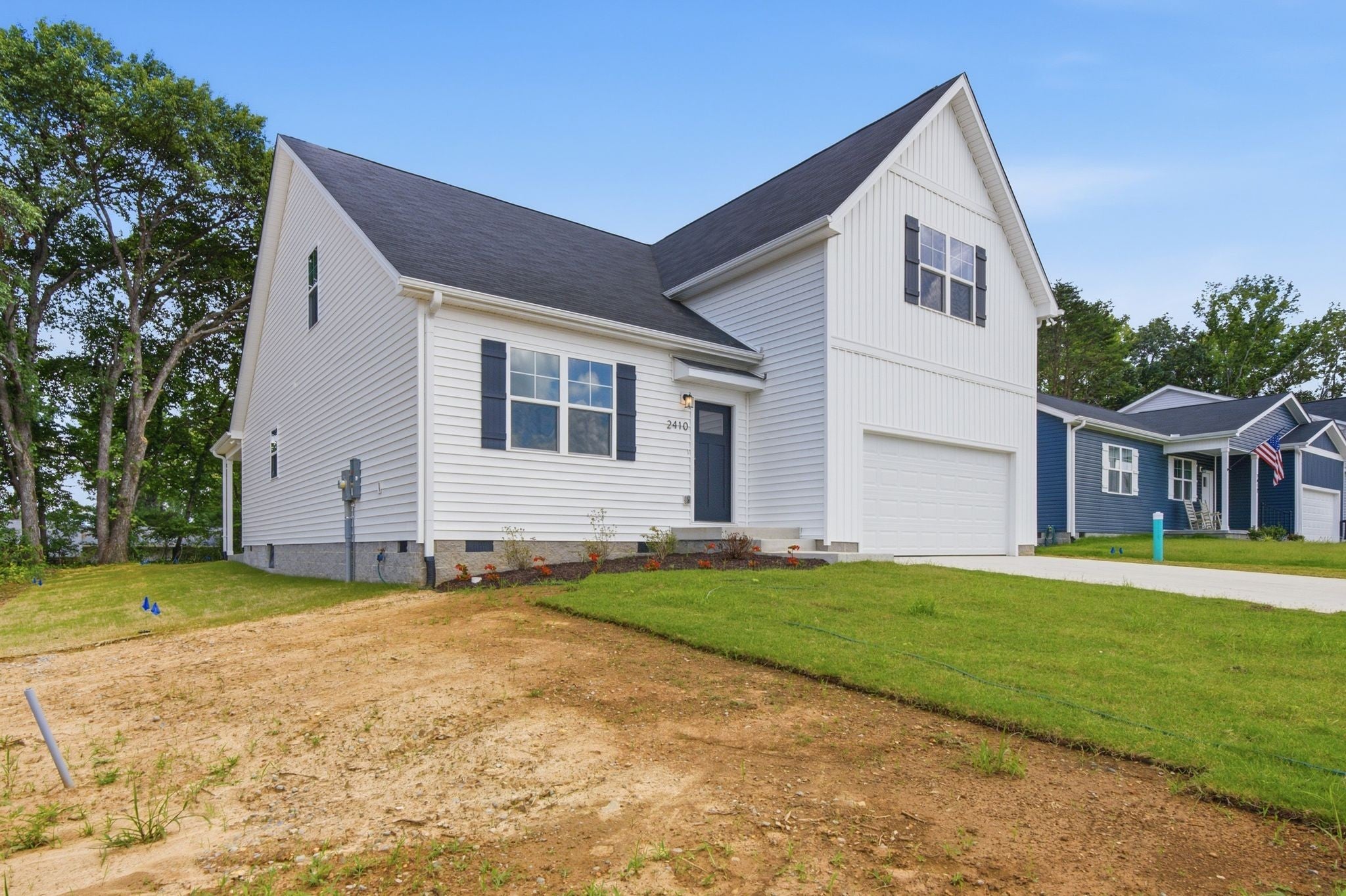 2410 Couples Dr
