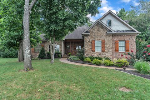 422 Evergreen Cir Kingston Springs TN 37082