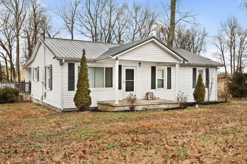 8188 Short Mountain Hwy Smithville TN 37166