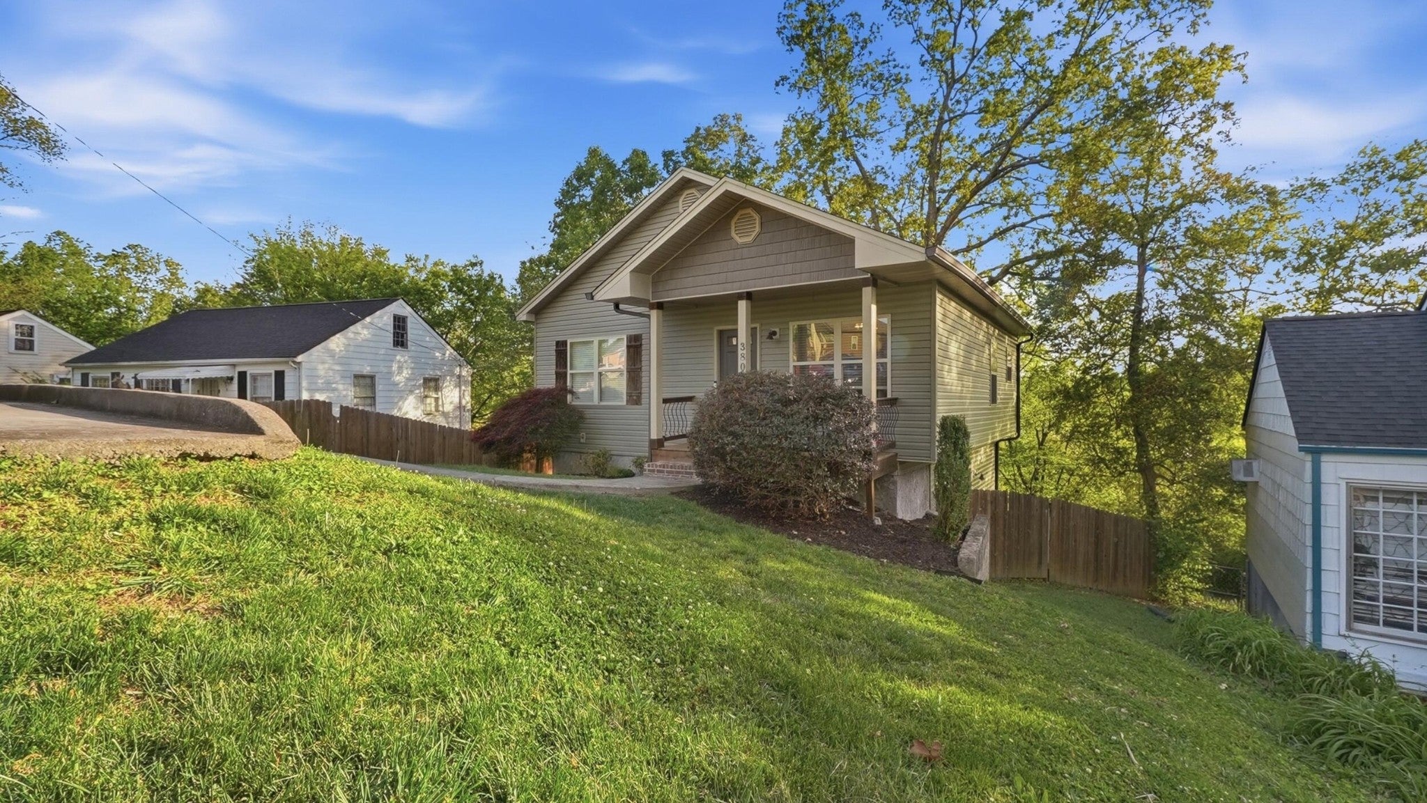3806 Kingwood Circle