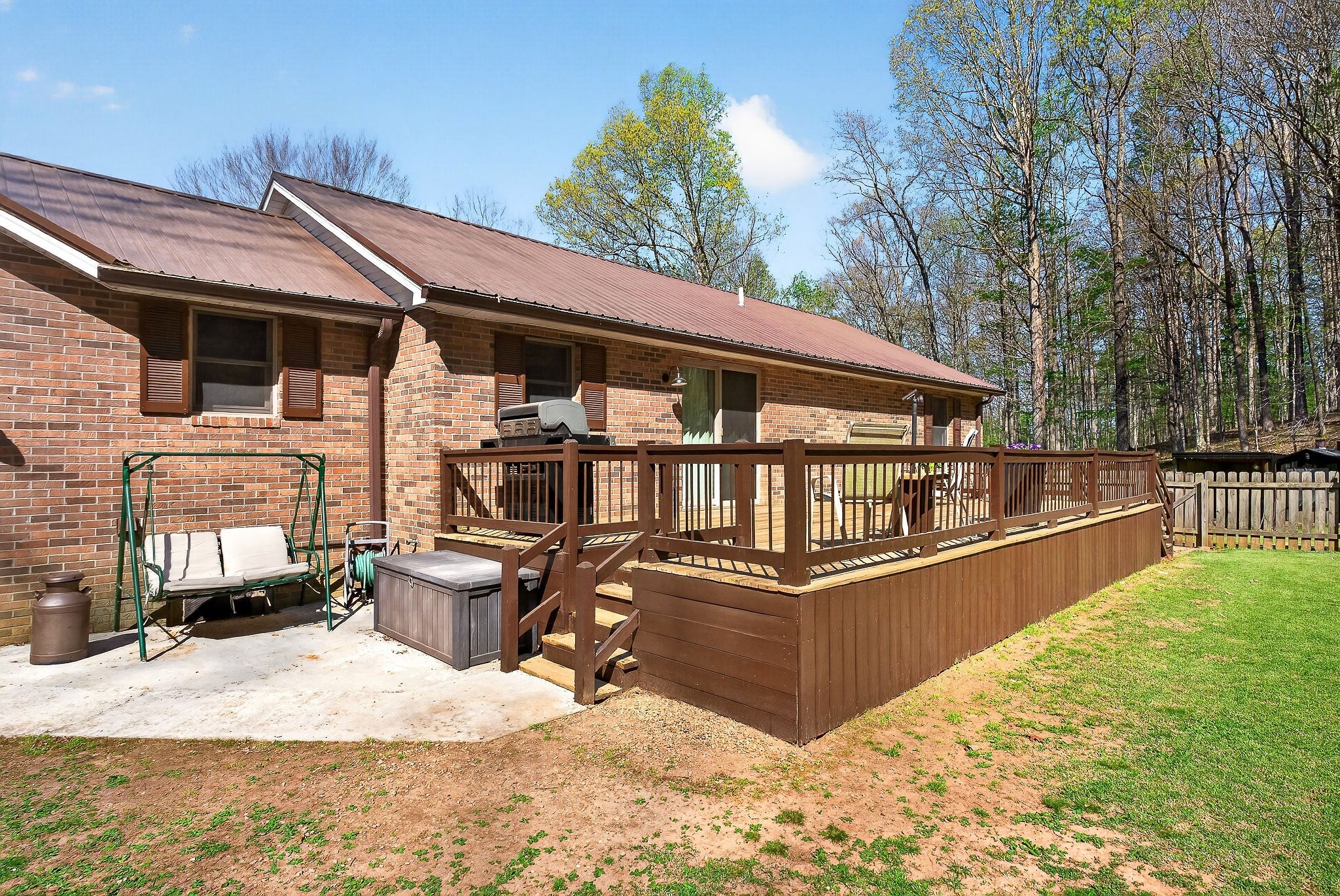 747 Old County Farm Rd
