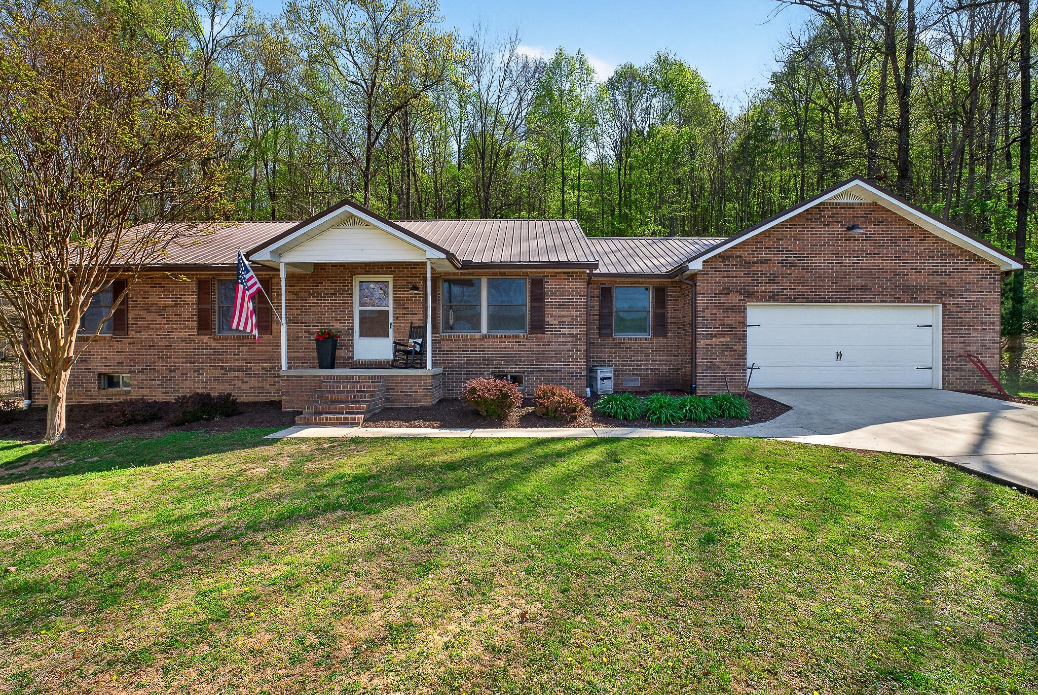 747 Old County Farm Rd