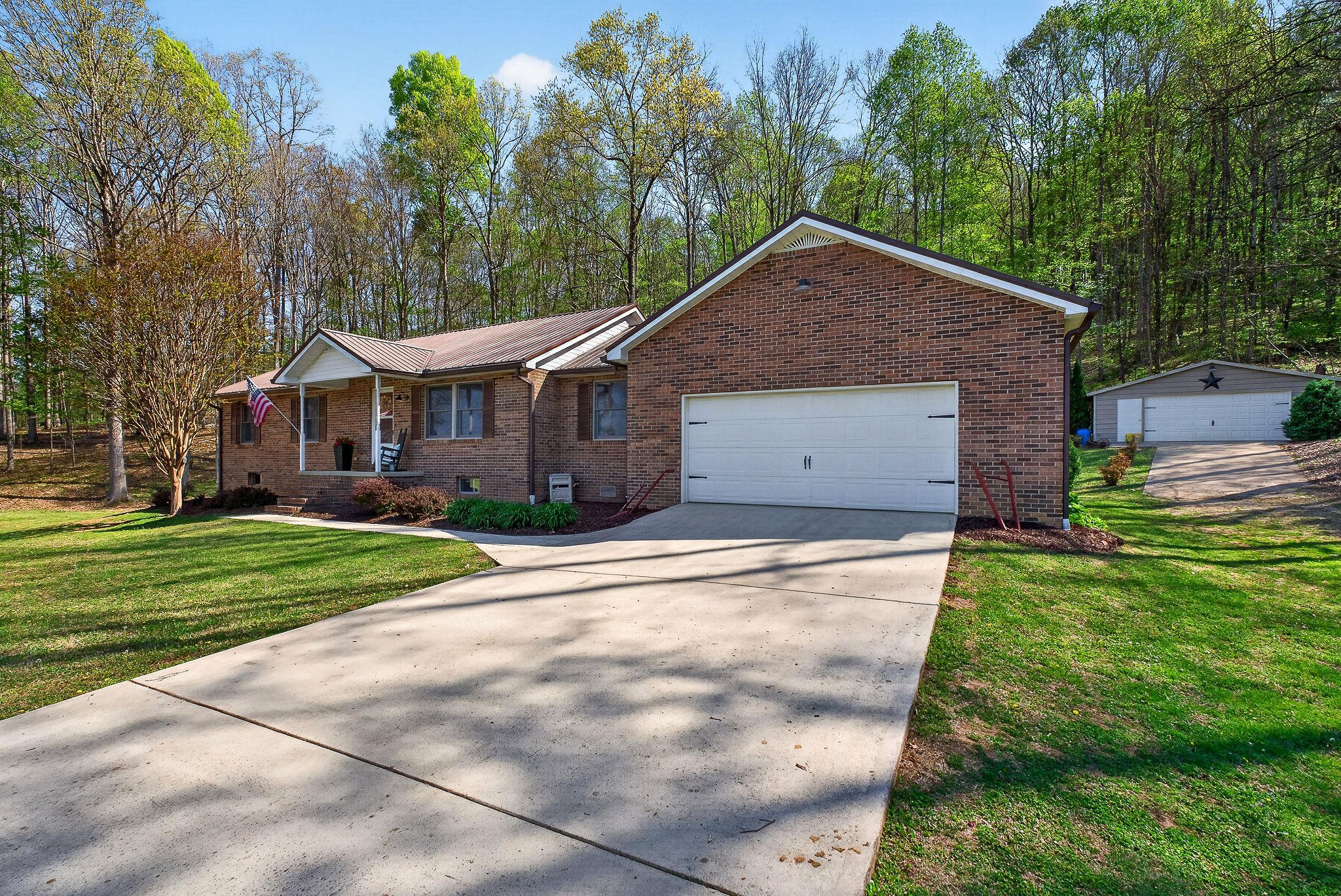 747 Old County Farm Rd