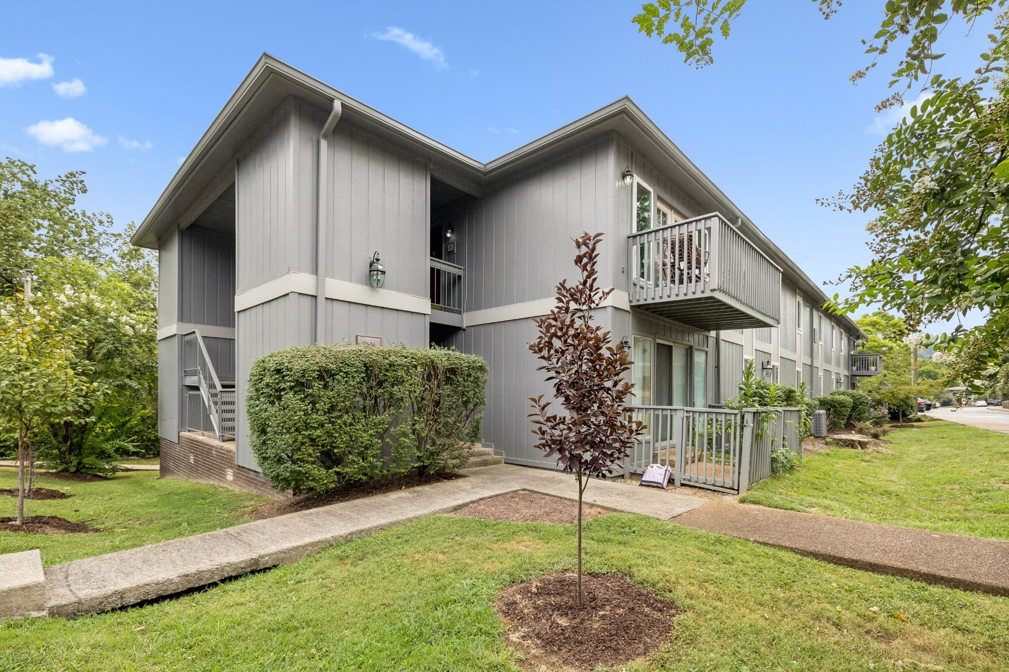 3-bed listing at 21 Vaughns Gap Rd 21, Nashville