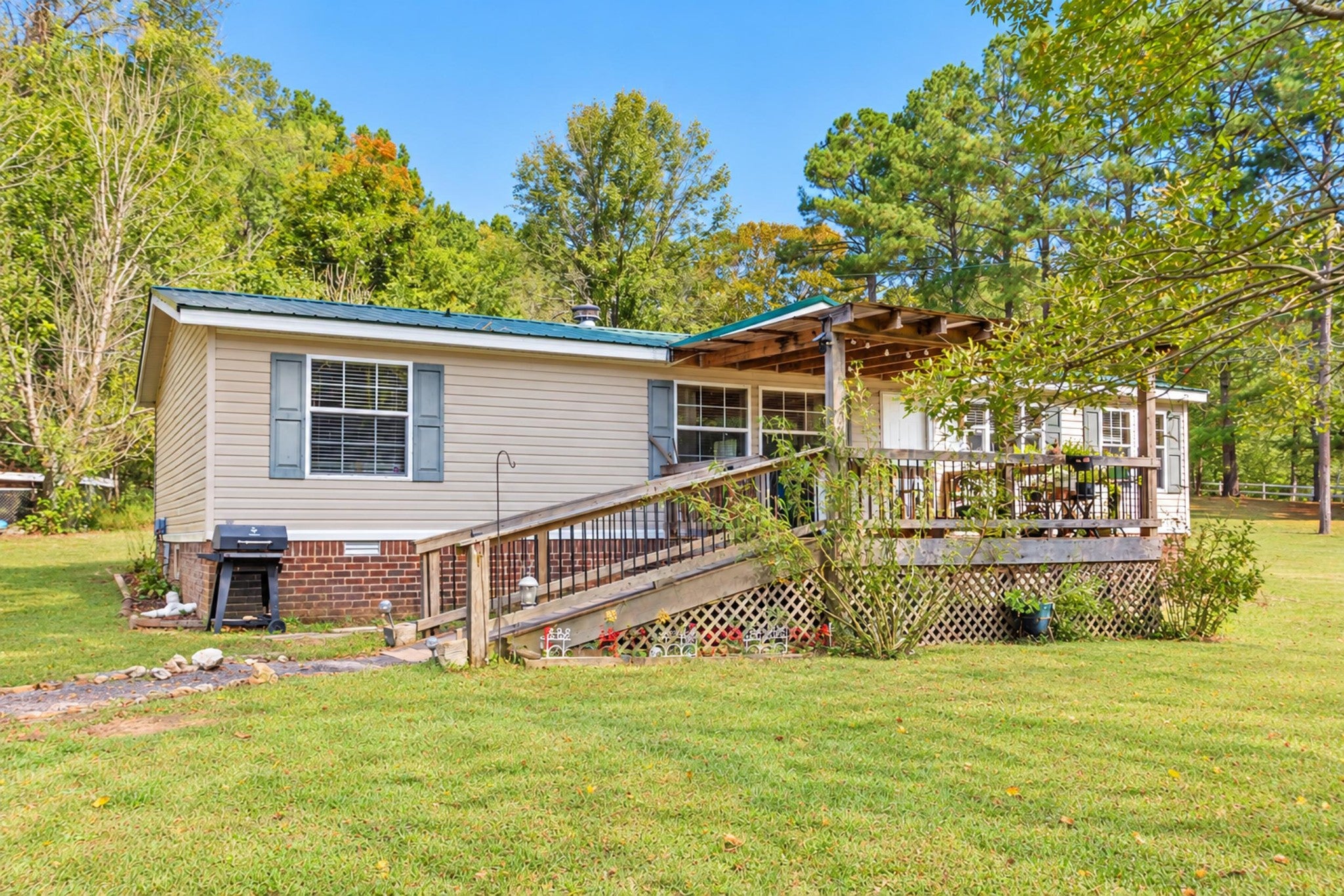 2495 Baker Rd
