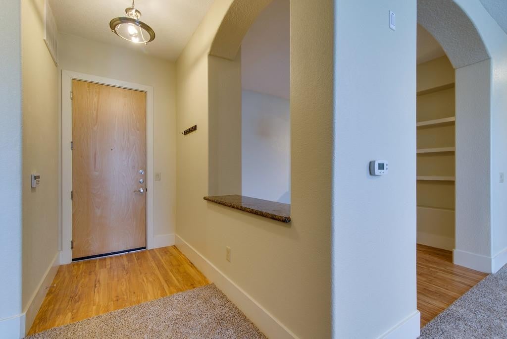 2-bed home for sale in Nashville, TN 37212, 2600 Hillsboro Pk 314 2600 Hillsboro Pk 314, Nashville TN 37212 2-bed home, photo 2 of 23