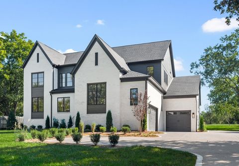 712 Wilson Pike Brentwood TN 37027