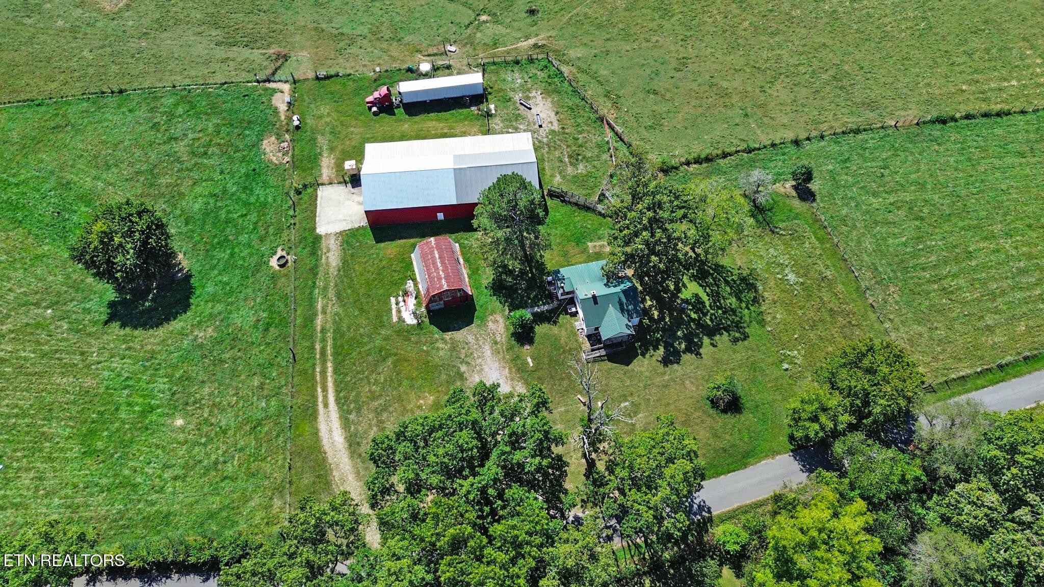 580 Eastland Cemetery Rd