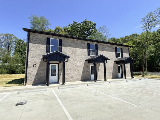 740 KINGS LN, TULLAHOMA, TN 37388 - Image ce47c3af4e2874813e8d563bc5e7d9dc/3415452360