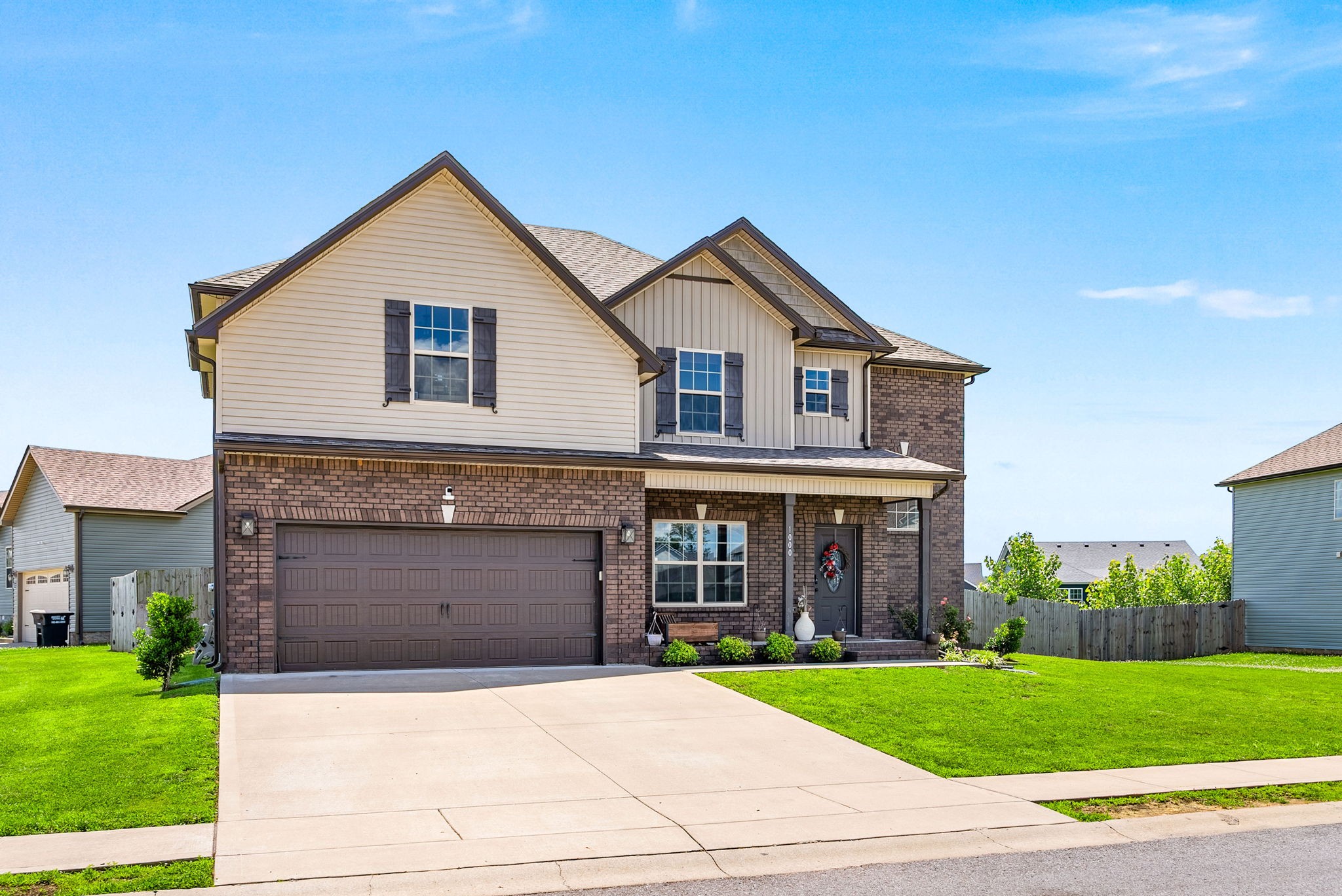 1000 Spicer Dr