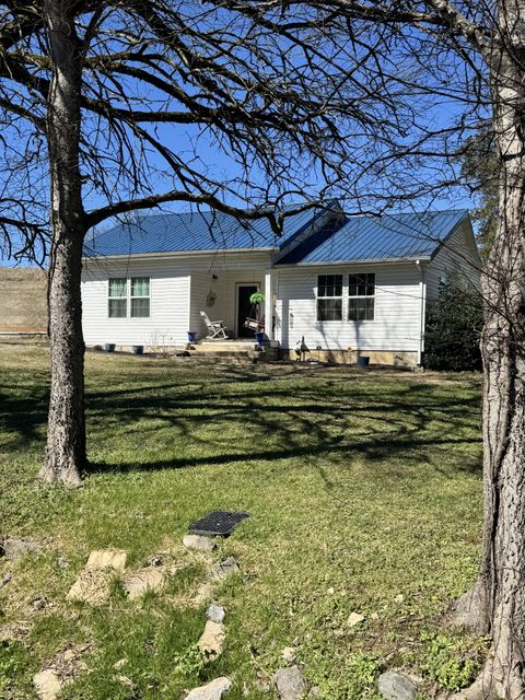 Photo of 16 Beasley Bend Rd, Riddleton, TN 37151 (MLS # 3136659)