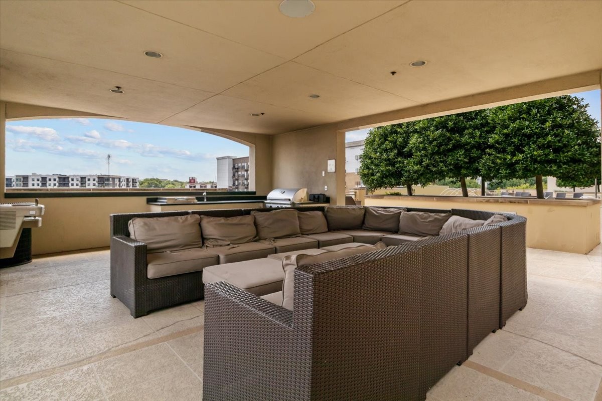 1510 Demonbreun St 512