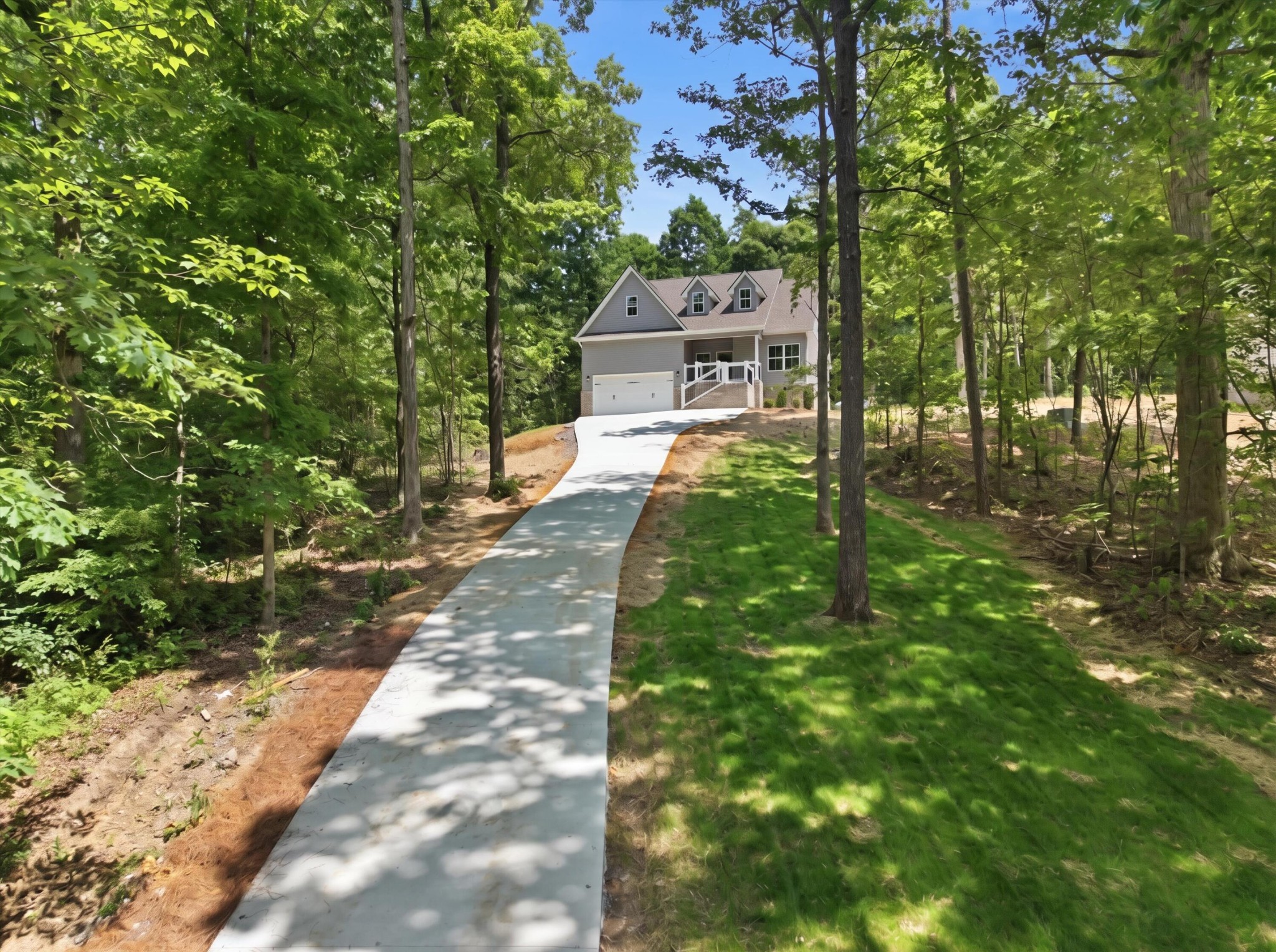 220 Hollow Road NE