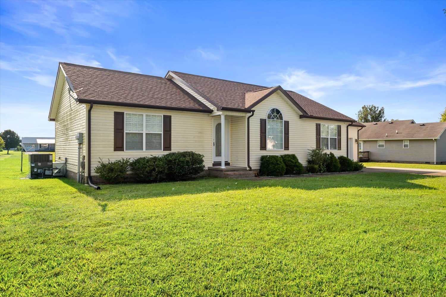104 Edgeview Dr