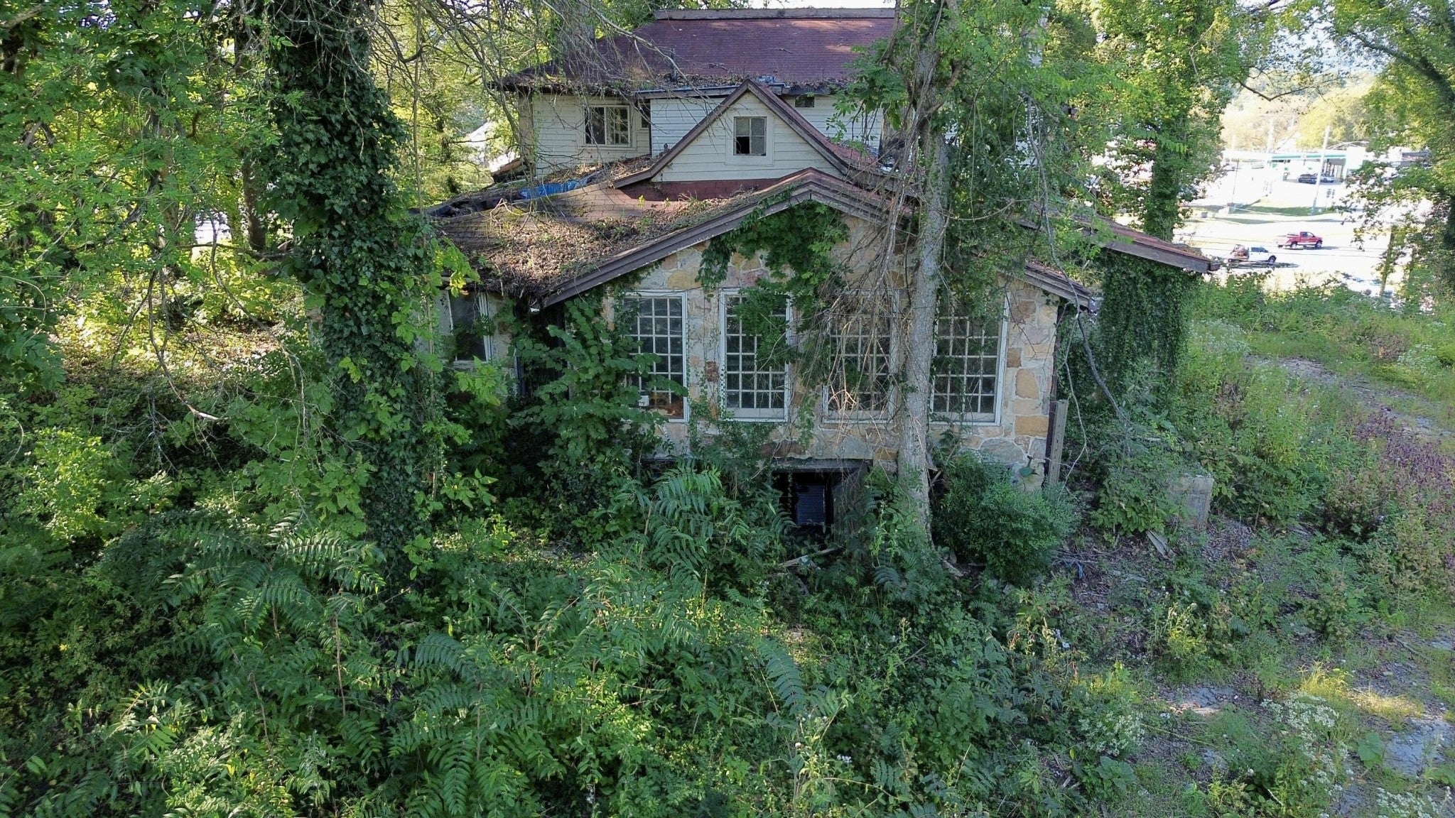 472 Chickamauga Drive