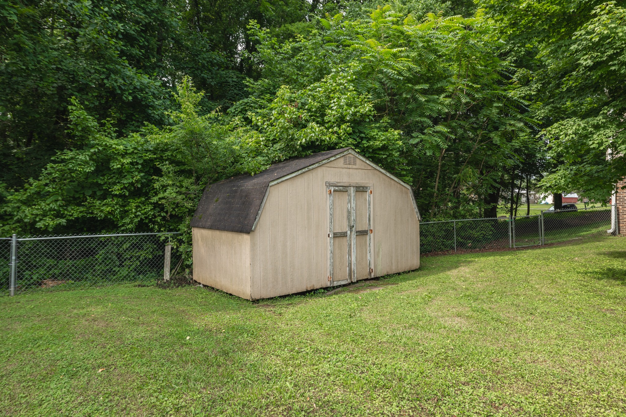 31 Hilltop Rd