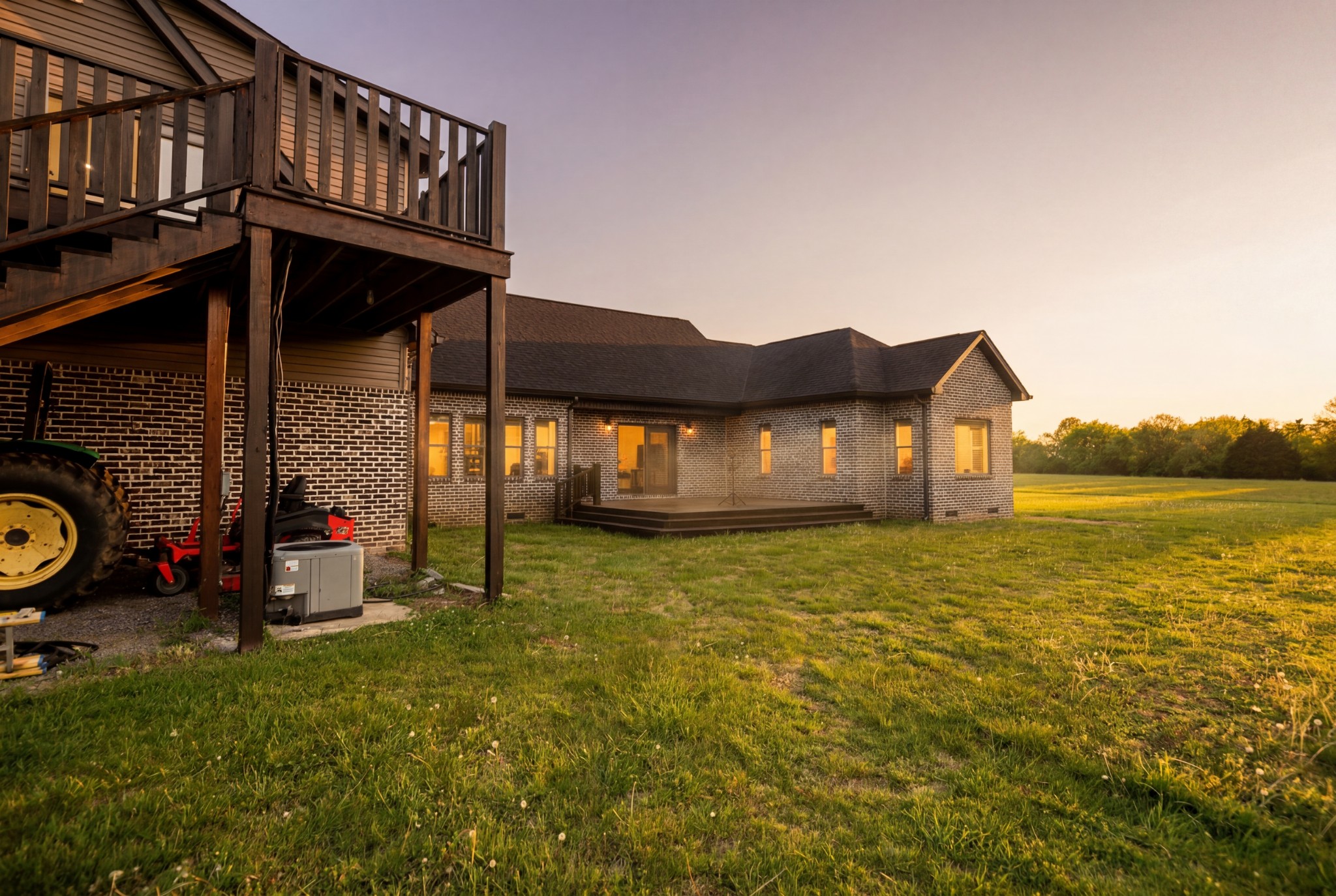 28 Henderson Rd