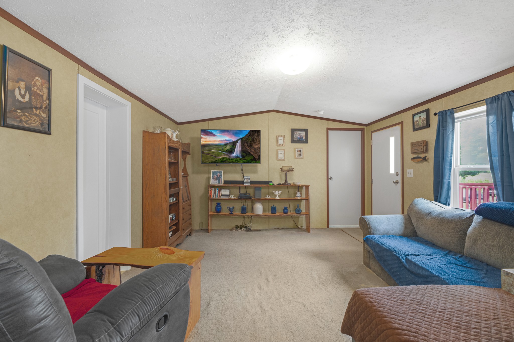 270 Foster Rd