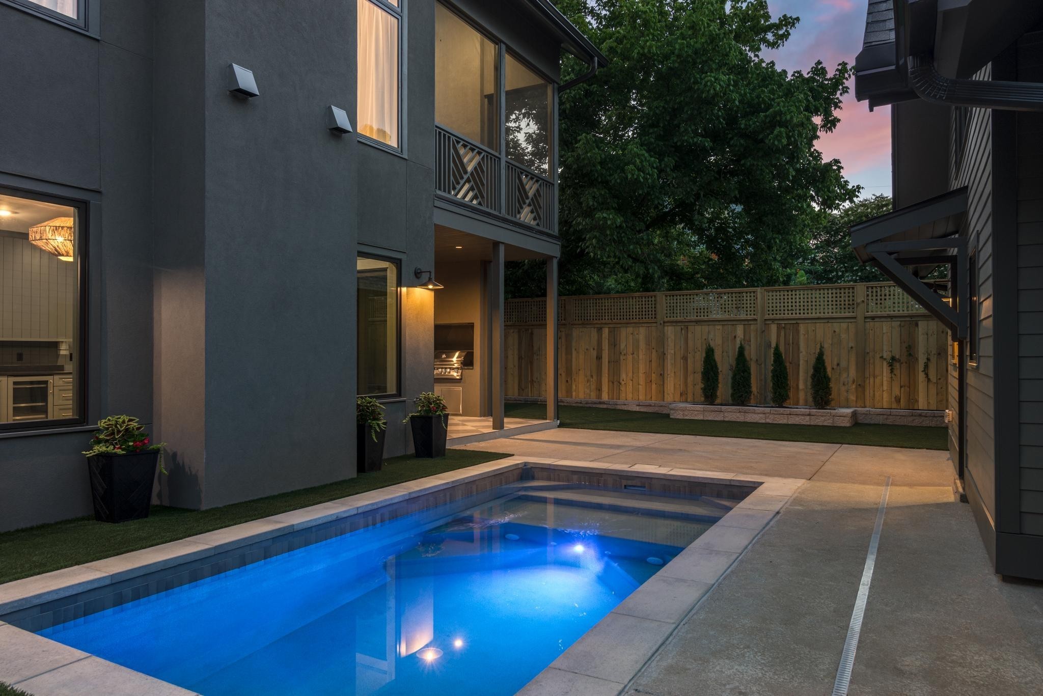 6-bed home for sale in Nashville, TN 37212, 2904 Belmont Blvd 2904 Belmont Blvd, Nashville TN 37212 6-bed home, photo 2 of 40