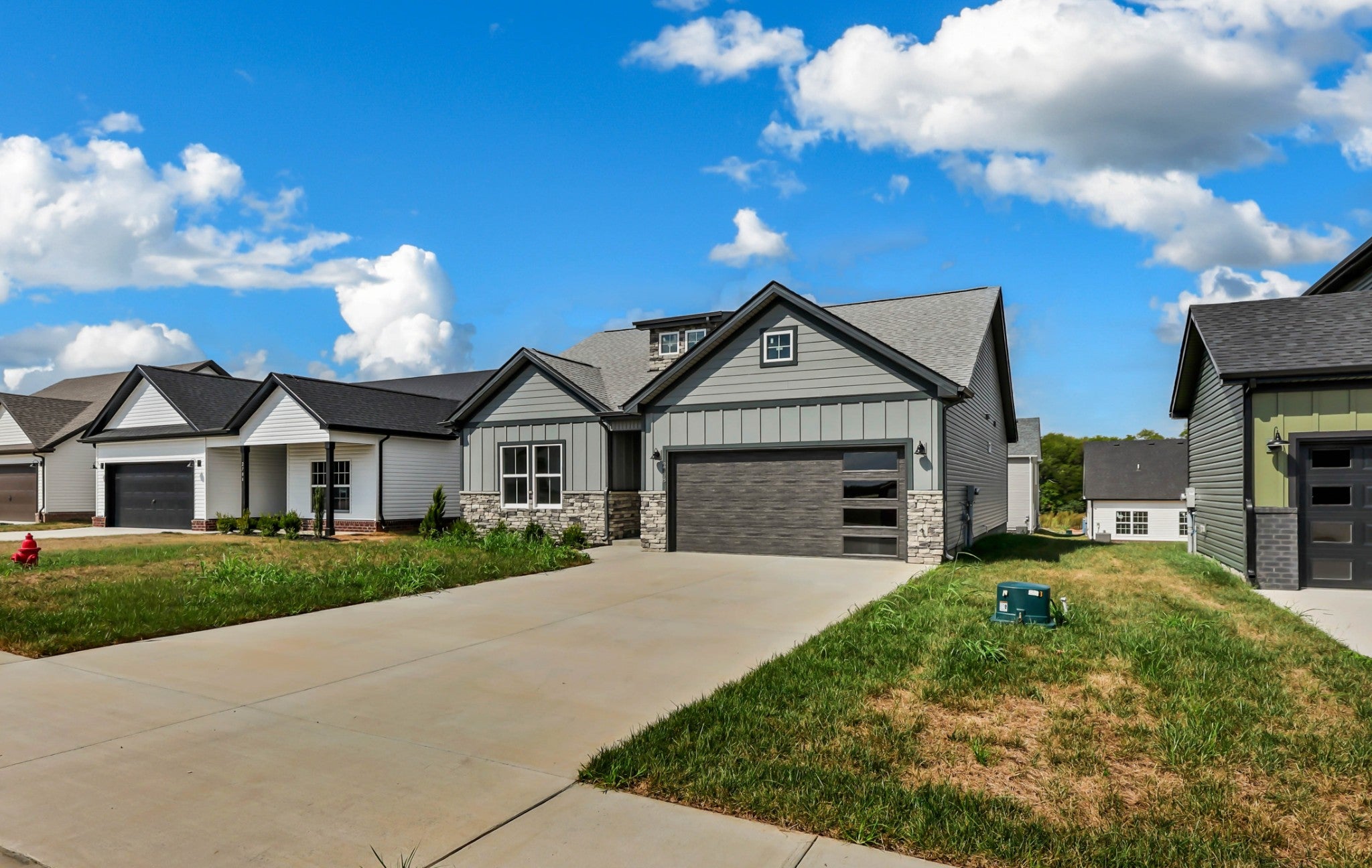 2708 Brewster Dr