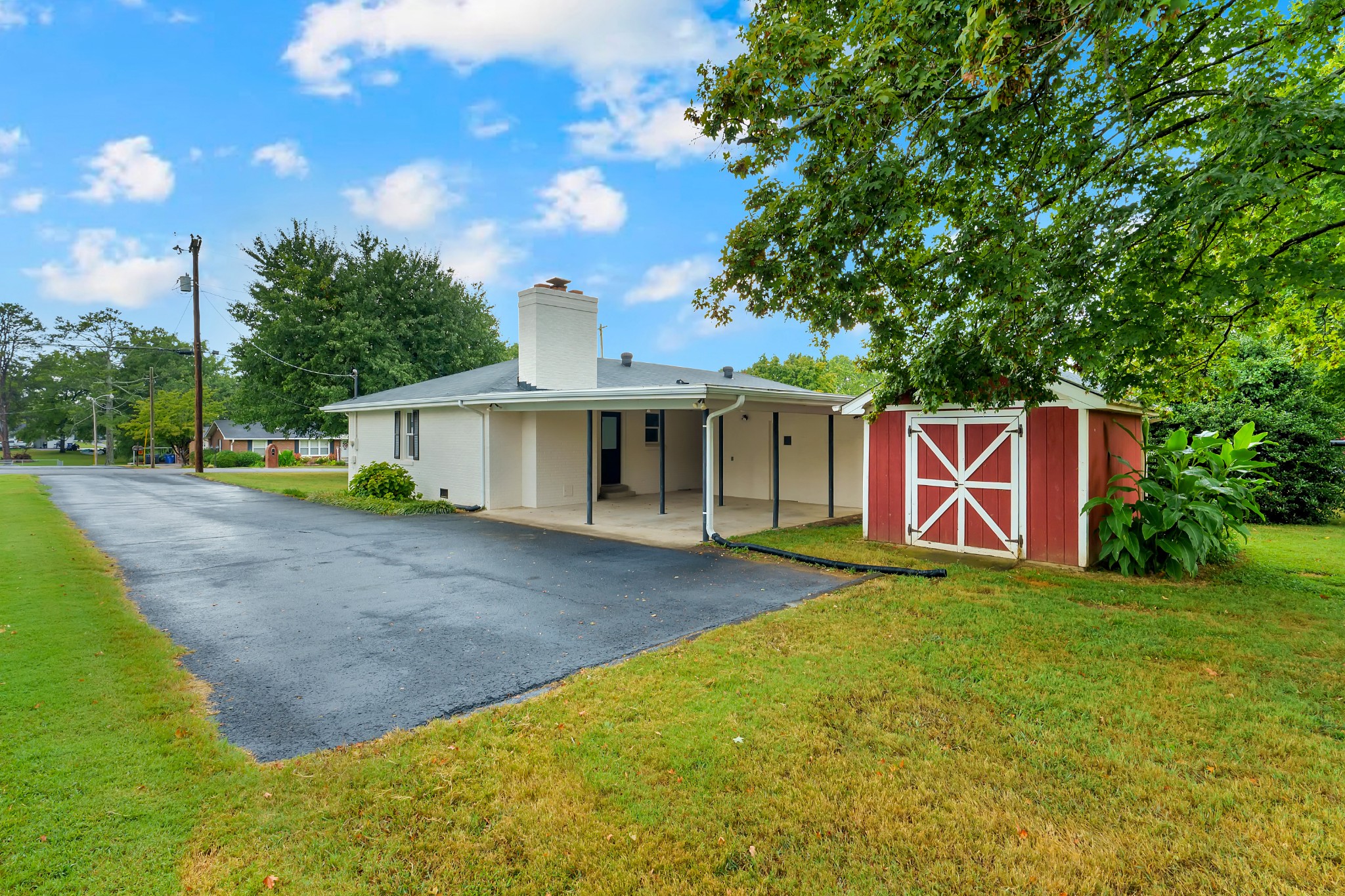 407 Dow Dr