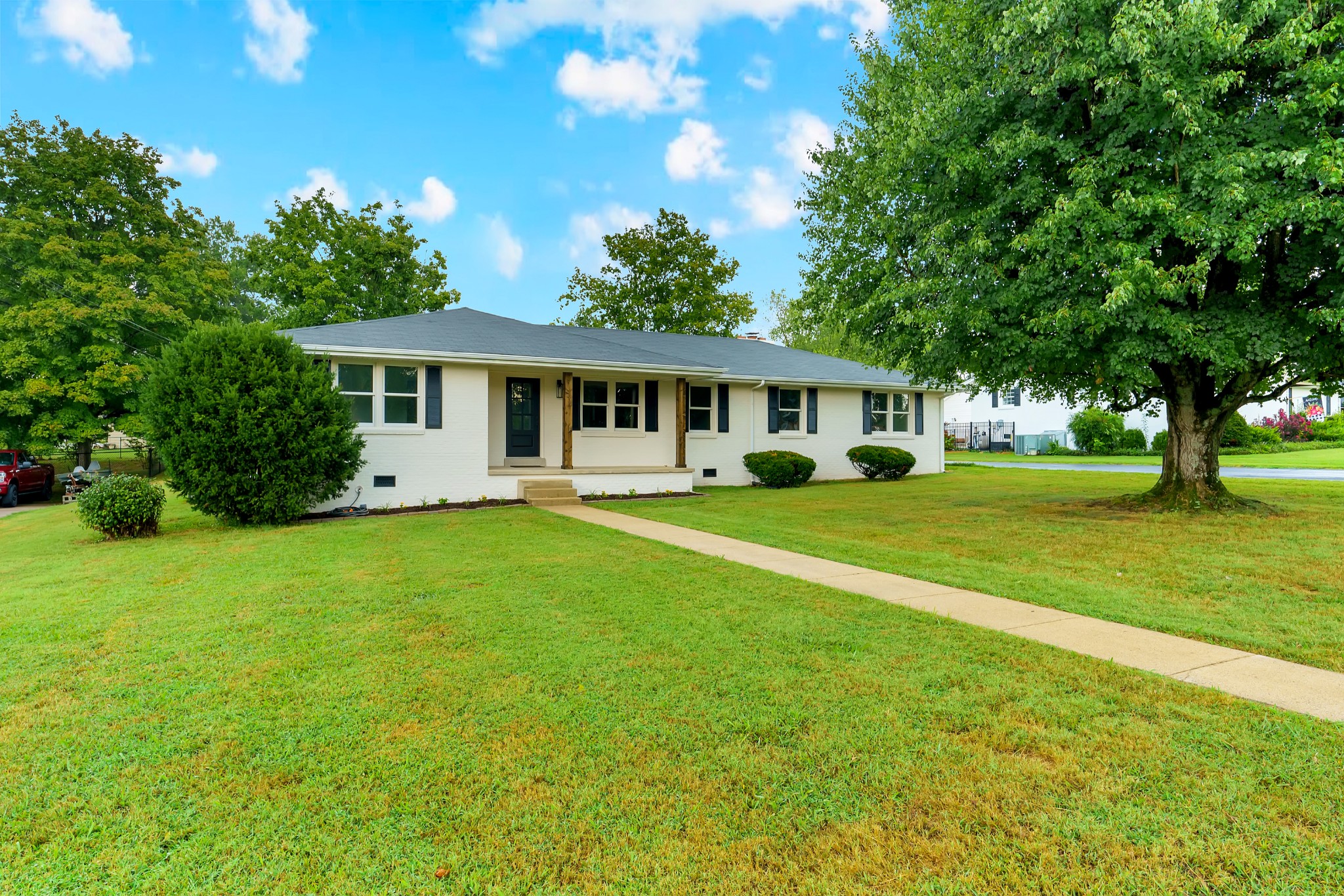 407 Dow Dr