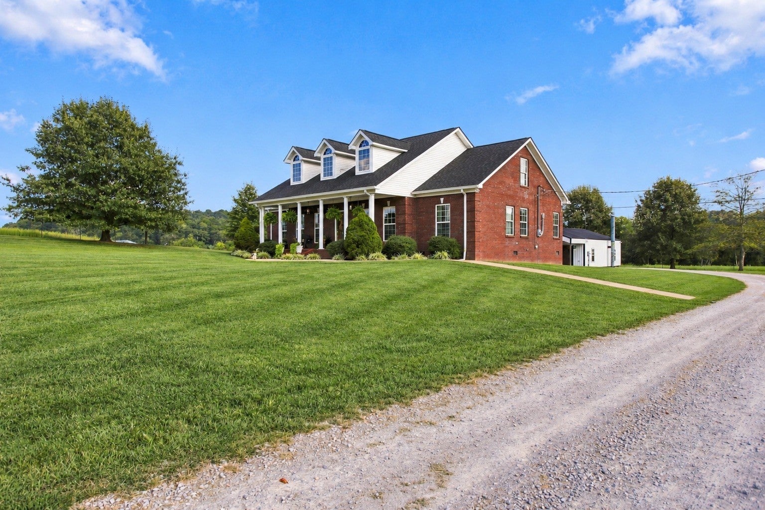 4692 Cornersville Rd