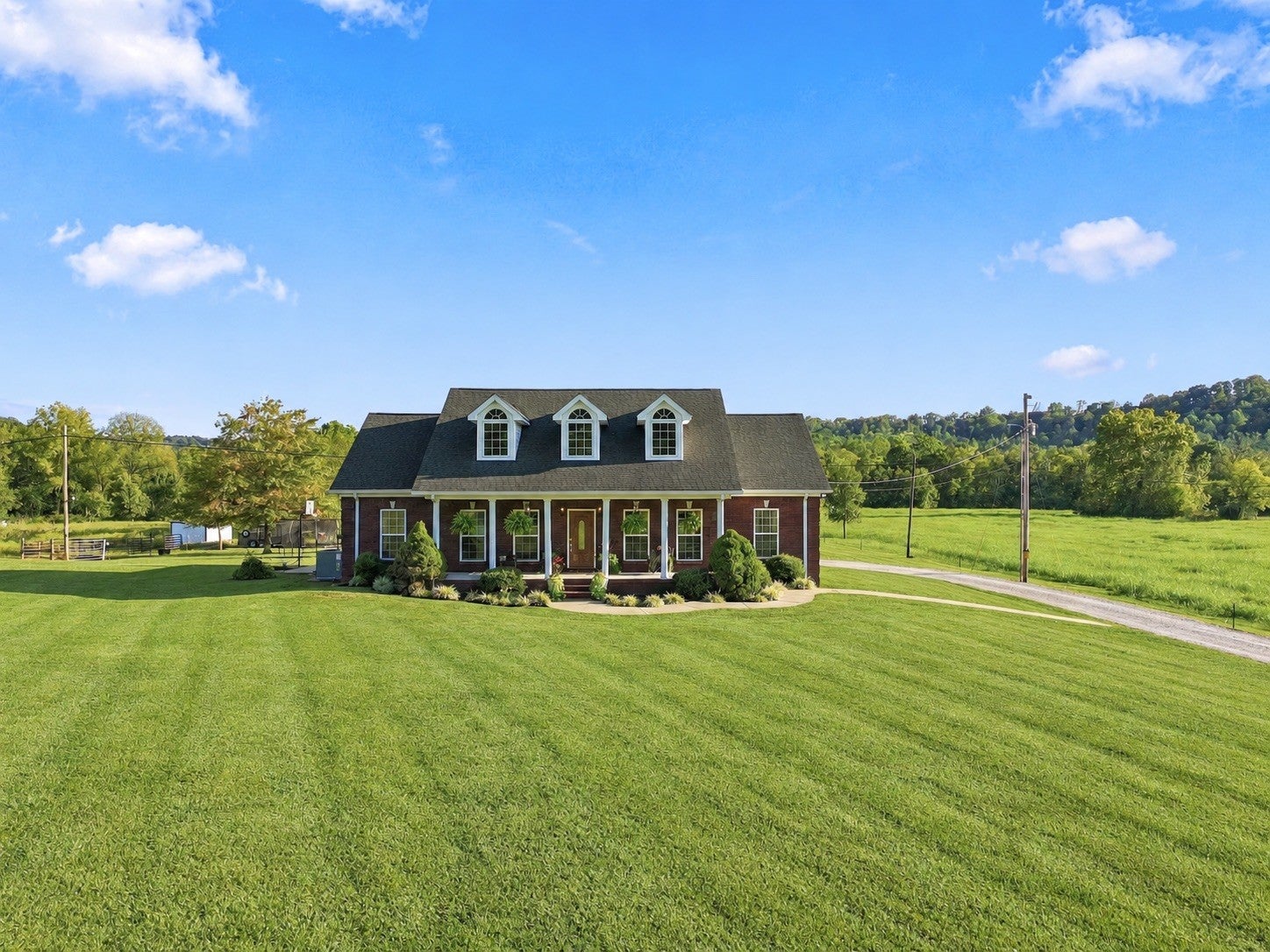 4692 Cornersville Rd