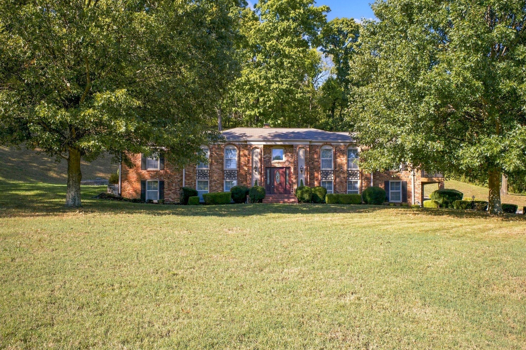 5424 Forest Acres Dr