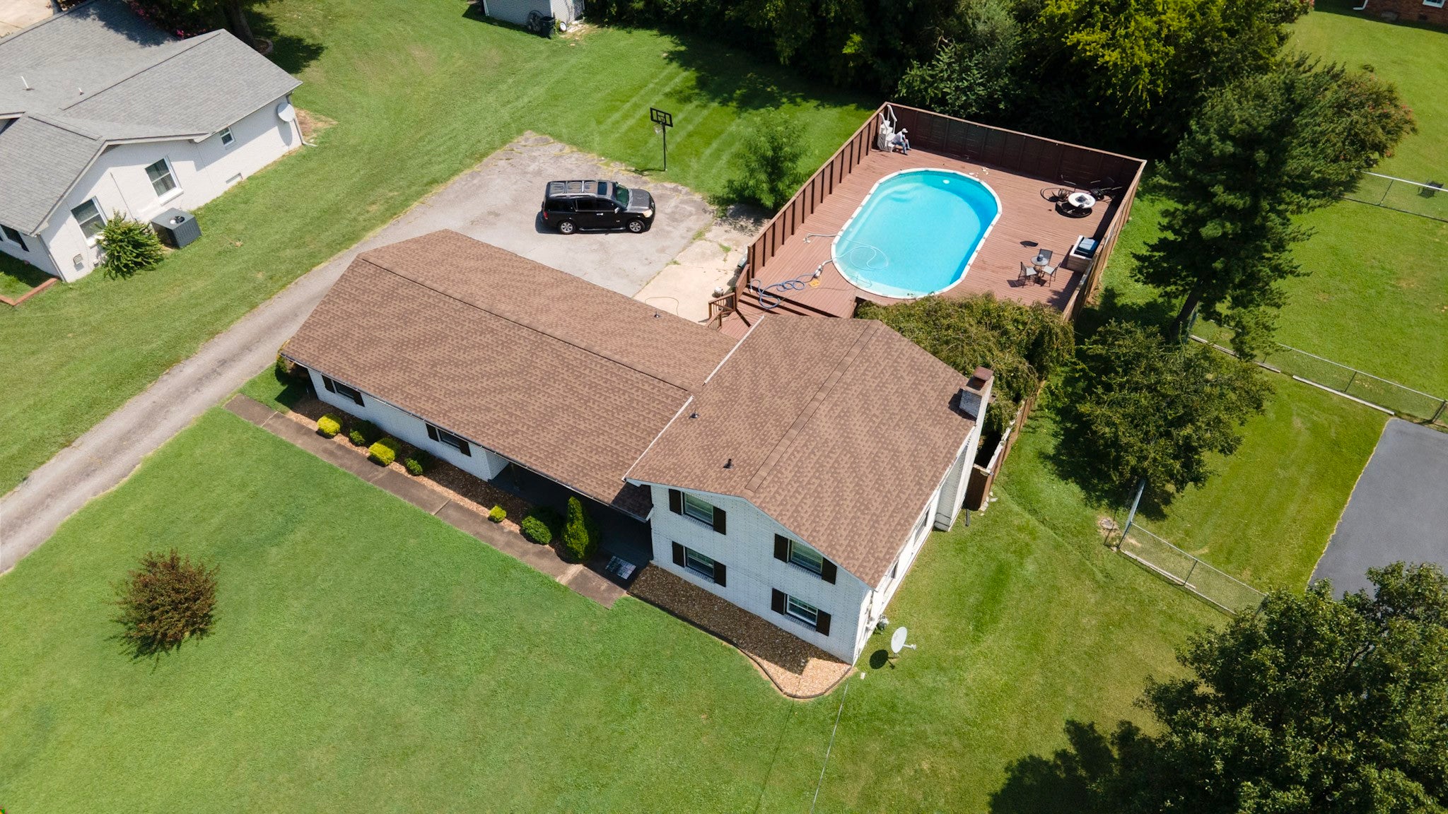 3-bed listing at 1601 Saunders Ave, Madison