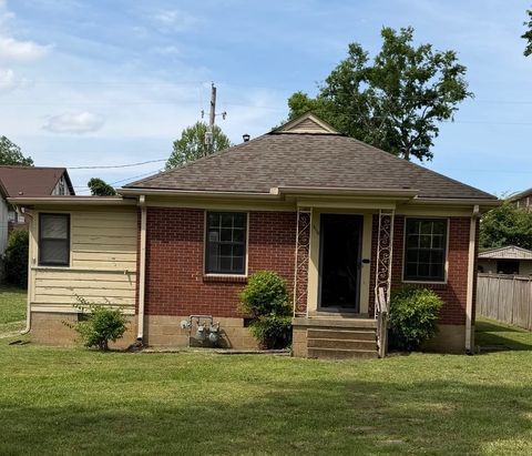 Photo of 2110A W Linden Ave, Nashville, TN 37212 (MLS # 3189633)