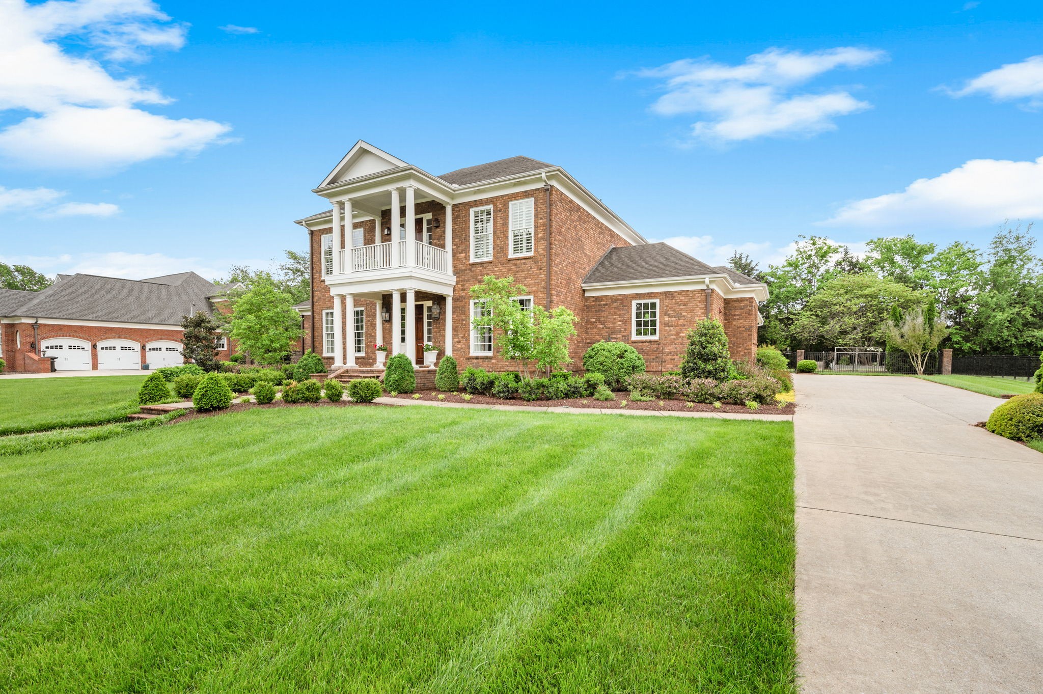 1550 Bear Branch Cv