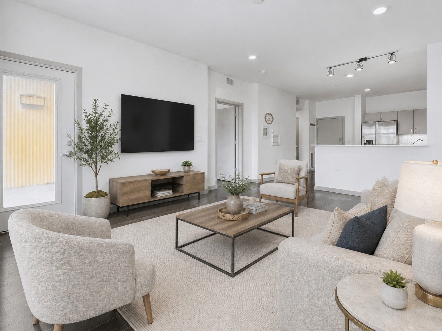 400 Herron Dr 115