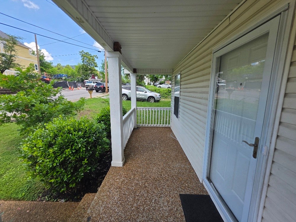 1825 Hermosa St