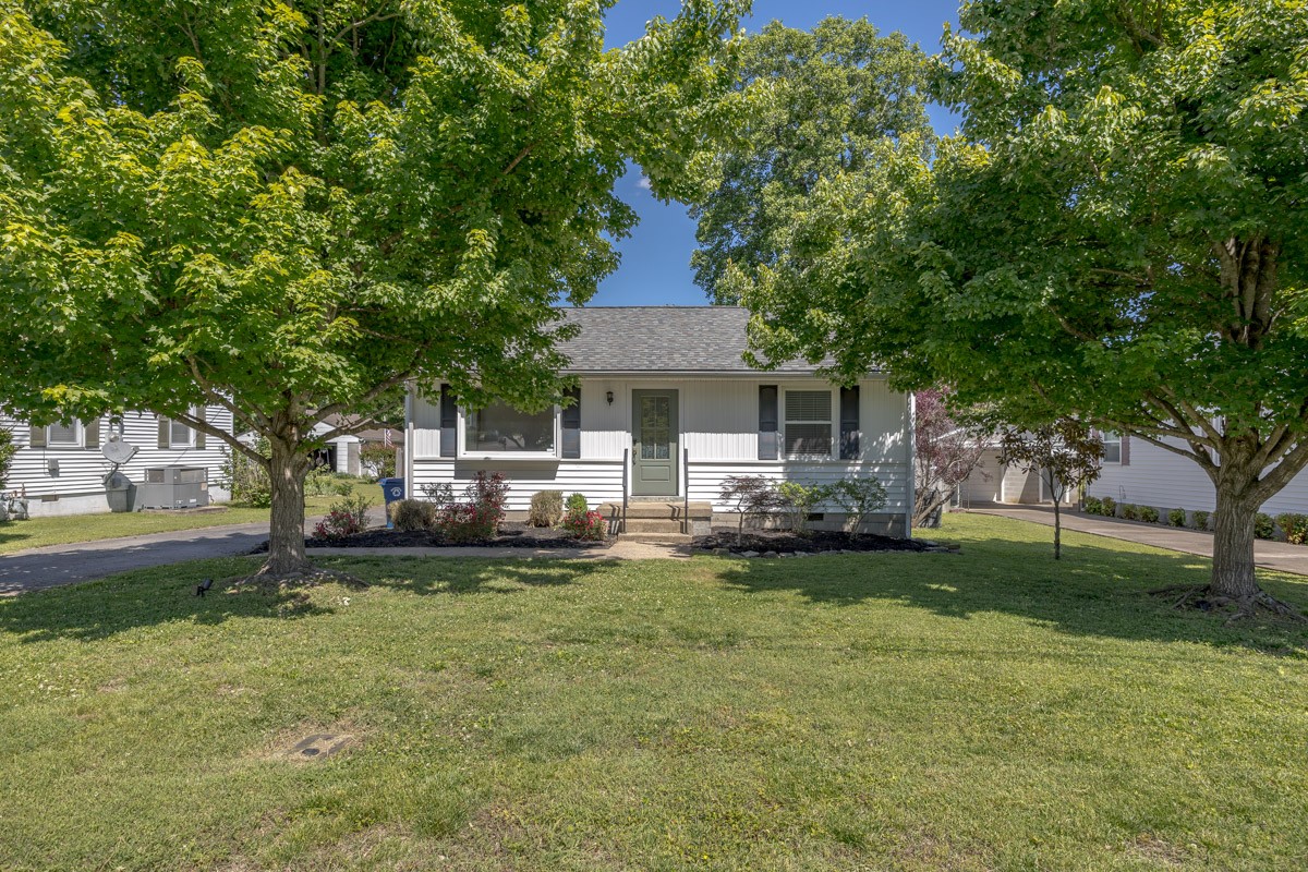 1413 Sunset Dr